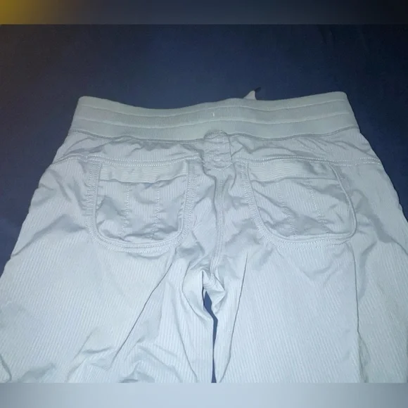 Lululemon Gray Cargo Capri Pants - Picture 5 of 12